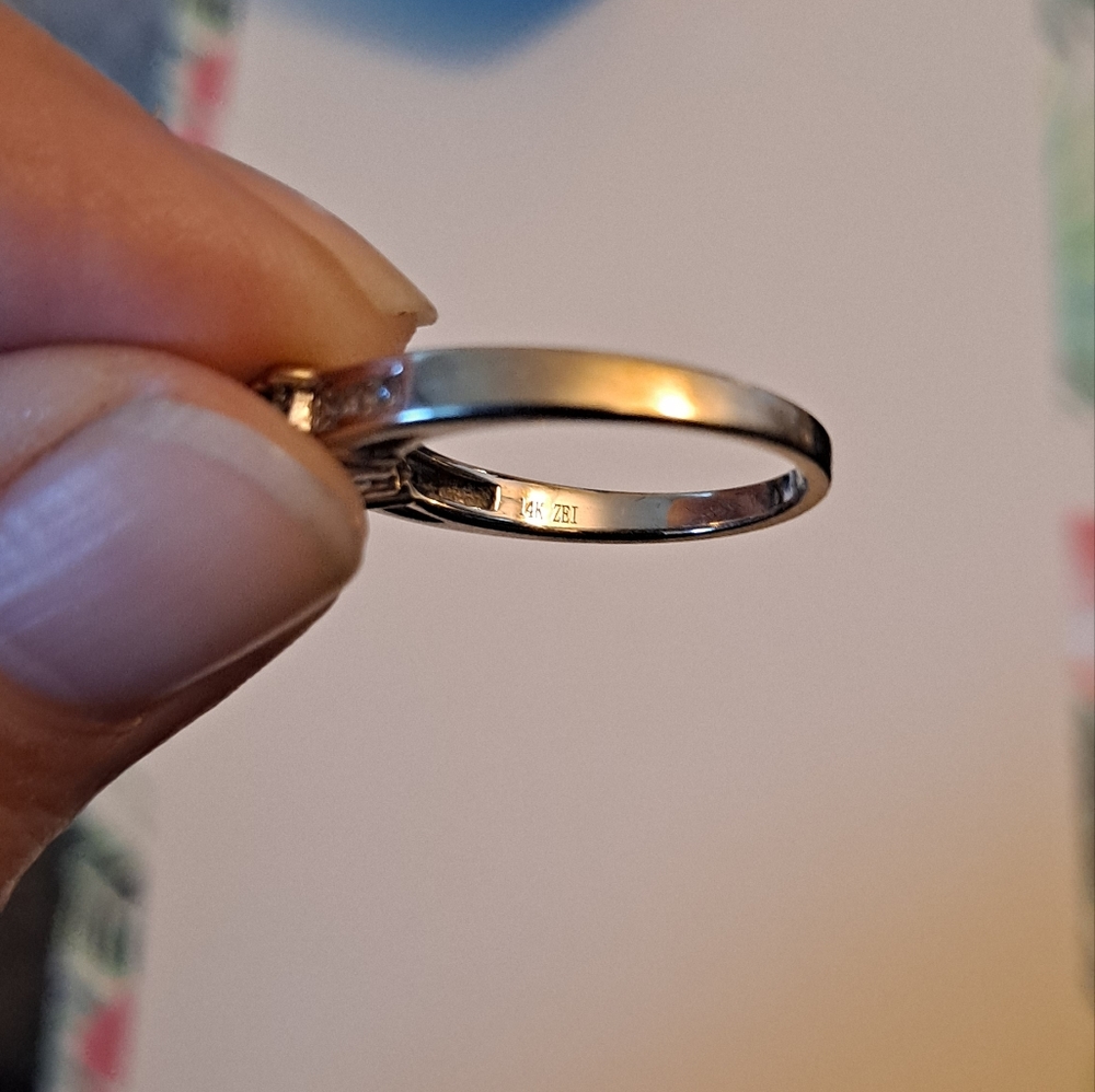 Kay Jewelers Engagement Ring 1/2 carat - Picture 3 of 9